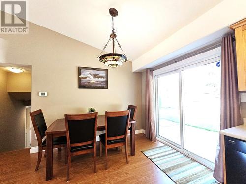 6147 Springall Crescent, Prince George, BC - Indoor Photo Showing Kitchen