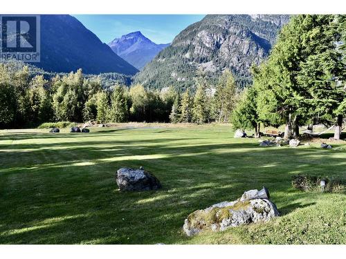 3531 Mackenzie 20 Highway, Hagensborg, BC - Outdoor With View