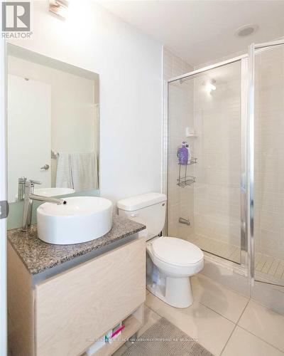 702 - 205 Frederick Street, Toronto, ON - Indoor Photo Showing Bathroom