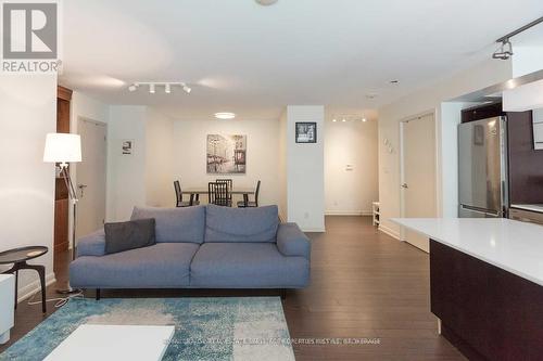 702 - 205 Frederick Street, Toronto, ON - Indoor Photo Showing Living Room