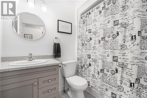 4152 Roger Stevens Drive, Smiths Falls, ON - Indoor Photo Showing Bathroom