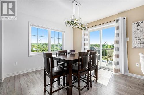 4152 Roger Stevens Drive, Montague, ON - Indoor Photo Showing Dining Room