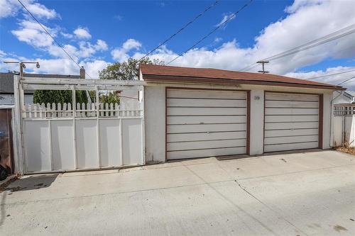 1119 Ashburn Street, Winnipeg, MB - Outdoor With Exterior