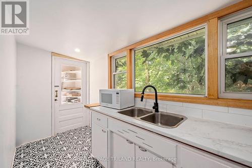 479 George Street, Central Elgin (Port Stanley), ON - Indoor Photo Showing Kitchen With Double Sink