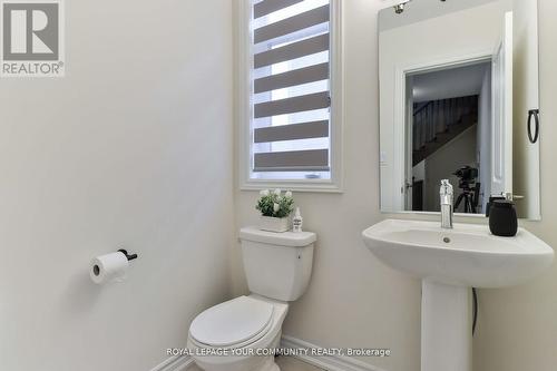 2173 Grainger Loop, Innisfil, ON - Indoor Photo Showing Bathroom