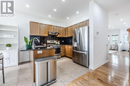 79 Mander Place N, Milton (Scott), ON - Indoor Photo Showing Kitchen With Stainless Steel Kitchen