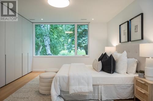 30 Shaftesbury Avenue, Toronto (Rosedale-Moore Park), ON - Indoor Photo Showing Bedroom