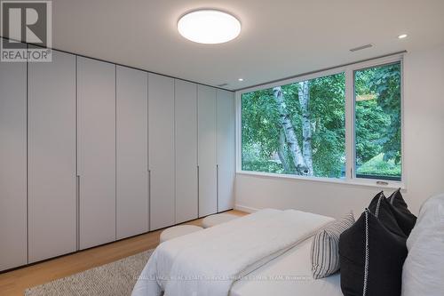 30 Shaftesbury Avenue, Toronto (Rosedale-Moore Park), ON - Indoor Photo Showing Bedroom