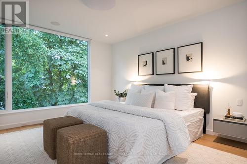 30 Shaftesbury Avenue, Toronto (Rosedale-Moore Park), ON - Indoor Photo Showing Bedroom