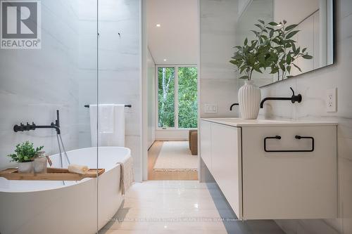 30 Shaftesbury Avenue, Toronto (Rosedale-Moore Park), ON - Indoor Photo Showing Bathroom