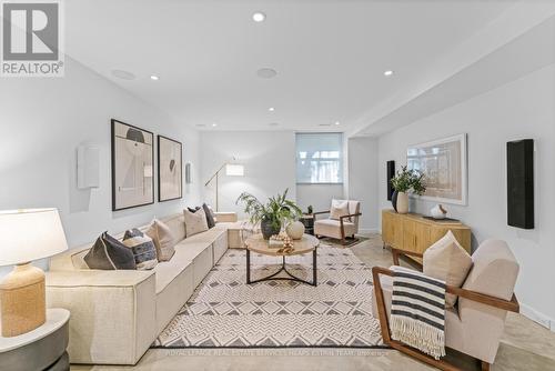 30 Shaftesbury Avenue, Toronto (Rosedale-Moore Park), ON - Indoor Photo Showing Living Room