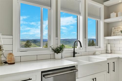 3965 Boss Creek Road, Vernon, BC - Indoor Photo Showing Kitchen With Double Sink