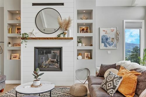 3965 Boss Creek Road, Vernon, BC - Indoor Photo Showing Living Room With Fireplace