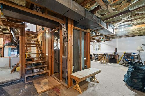 910 Okanagan Avenue, Salmon Arm, BC - Indoor Photo Showing Basement