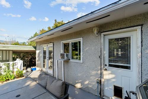 910 Okanagan Avenue, Salmon Arm, BC - Outdoor With Exterior