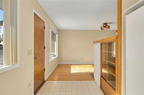 3704 Beach Avenue, Peachland, BC - Indoor Photo Showing Other Room