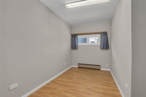 3704 Beach Avenue, Peachland, BC - Indoor Photo Showing Other Room