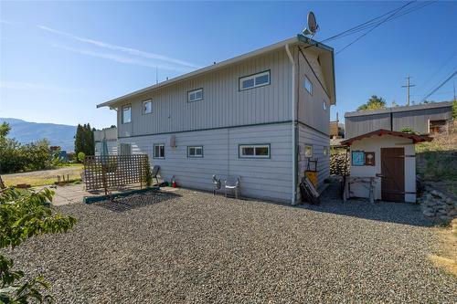 3704 Beach Avenue, Peachland, BC - Outdoor With Exterior