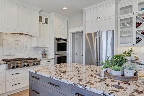 304 Silversage Bluff Lane, Vernon, BC - Indoor Photo Showing Kitchen With Upgraded Kitchen