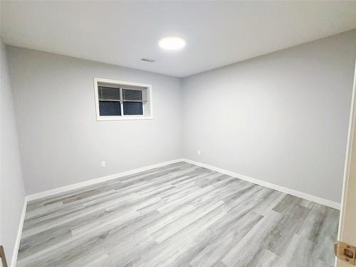 124 Portview Avenue, Kelowna, BC - Indoor Photo Showing Other Room