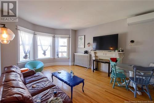 142 Duke Street, Saint John, NB - Indoor Photo Showing Living Room