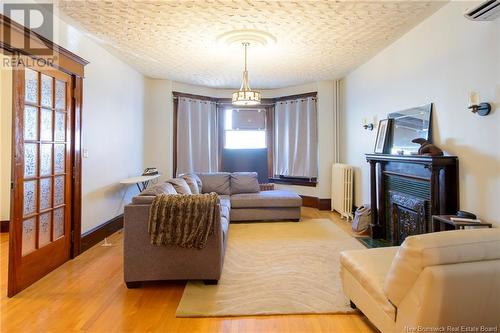 142 Duke Street, Saint John, NB - Indoor Photo Showing Living Room With Fireplace