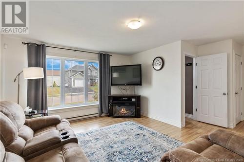 96 Forest Grove Road, Moncton, NB - Indoor Photo Showing Living Room