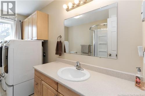 96 Forest Grove Road, Moncton, NB - Indoor Photo Showing Bathroom