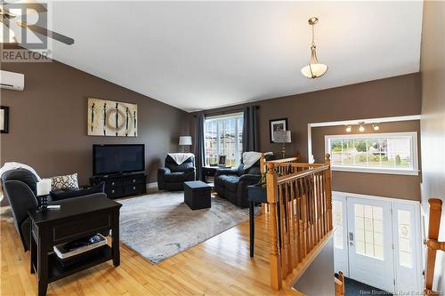 96 Forest Grove Road, Moncton, NB - Indoor Photo Showing Living Room