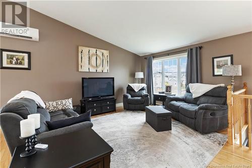 96 Forest Grove Road, Moncton, NB - Indoor Photo Showing Living Room