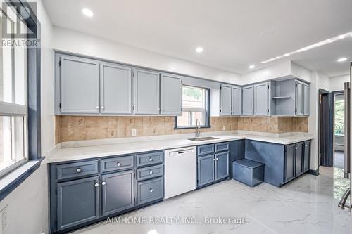 193 Scarboro Crescent, Toronto, ON - Indoor Photo Showing Kitchen