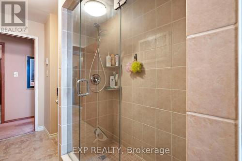 582 Duclos Point Road, Georgina, ON - Indoor Photo Showing Bathroom