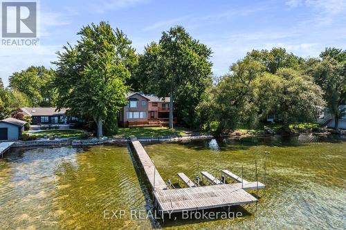 582 Duclos Point Road, Georgina, ON - Outdoor