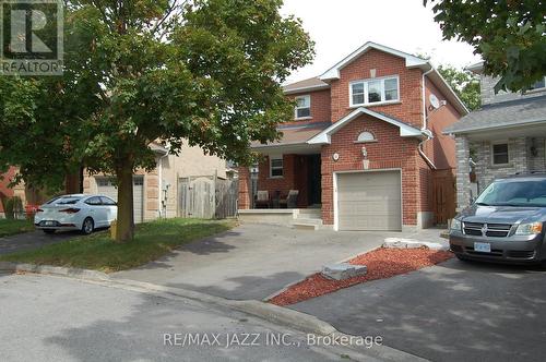 11 Campling Court, Clarington (Bowmanville), ON - Outdoor With Facade