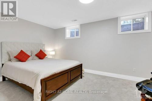 33 Spur Avenue, Ottawa, ON - Indoor Photo Showing Bedroom