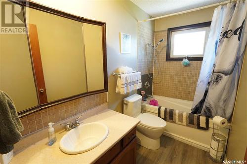 116 Bates Street, Earl Grey, SK - Indoor Photo Showing Bathroom