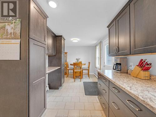 10395 Caledon Court, Windsor, ON - Indoor Photo Showing Kitchen