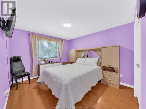 2415 Cabana Road W, Windsor, ON - Indoor Photo Showing Bedroom