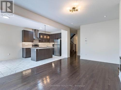 41 Cobriza Crescent, Brampton (Northwest Brampton), ON - Indoor Photo Showing Kitchen