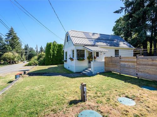 3869 Howard Ave, Royston, BC 