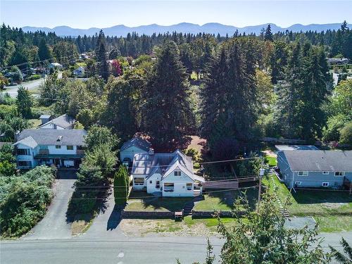 3869 Howard Ave, Royston, BC 