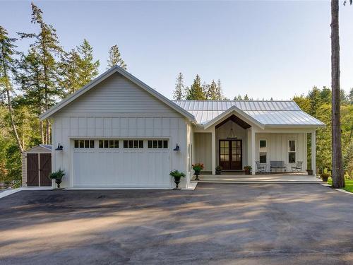 471 Green Mountain Rd, Saanich, BC 