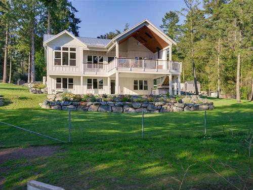 471 Green Mountain Rd, Saanich, BC 