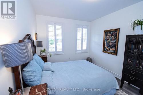 58 Paradise Grove, Niagara-On-The-Lake (Virgil), ON - Indoor Photo Showing Bedroom