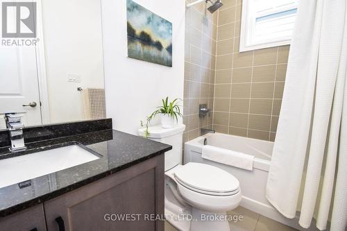 58 Paradise Grove, Niagara-On-The-Lake (Virgil), ON - Indoor Photo Showing Bathroom