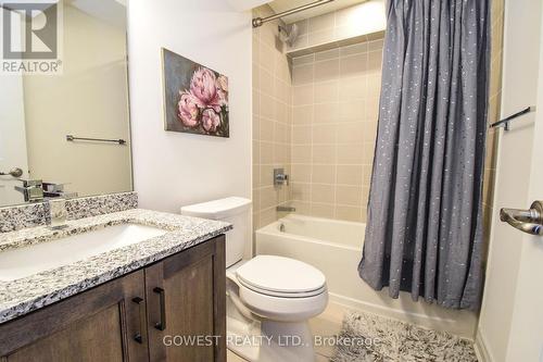 58 Paradise Grove, Niagara-On-The-Lake, ON - Indoor Photo Showing Bathroom