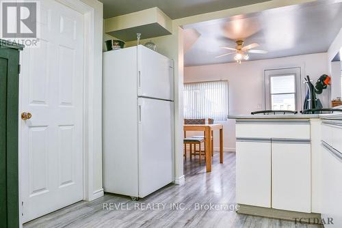 158 Kent Avenue, Timmins (Timmins South - West), ON - Indoor Photo Showing Kitchen