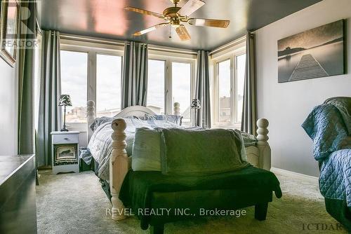 158 Kent Avenue, Timmins (Timmins South - West), ON - Indoor Photo Showing Bedroom