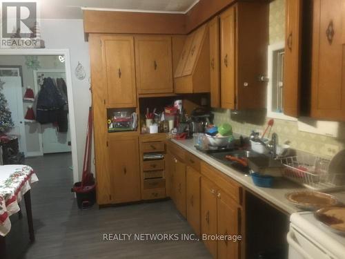 112 Father Costello Drive, Timmins (Main Area), ON - Indoor Photo Showing Kitchen