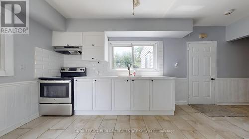 116 Mohawk Road E, Hamilton (Greeningdon), ON - Indoor Photo Showing Kitchen With Double Sink